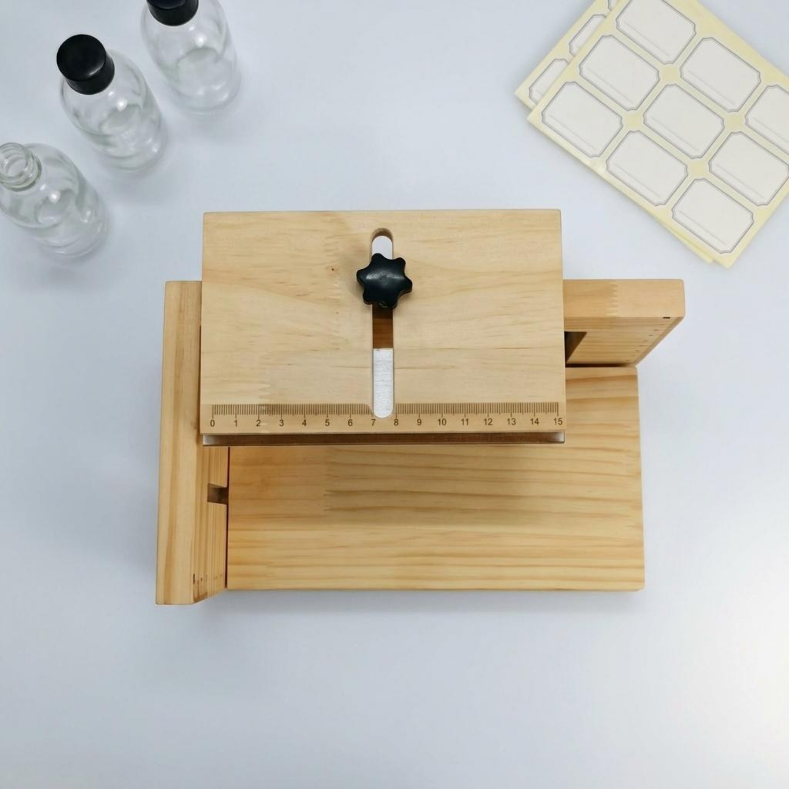 Manual Label Positioning Stand - مراجعة Woodworking Ruler وسعره